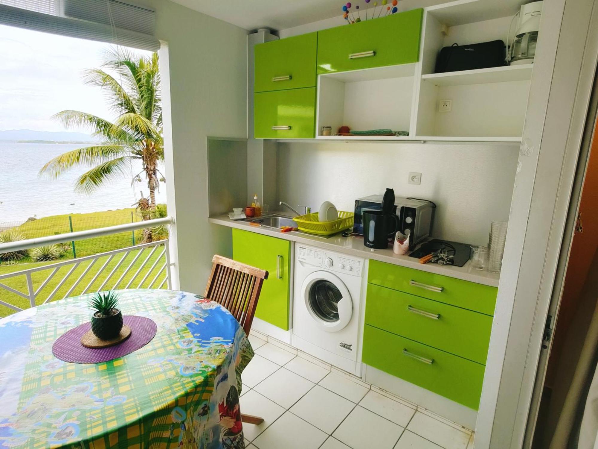 Studio Vue Mer, Pieds Dans L'Eau Le Gosier  Exterior photo